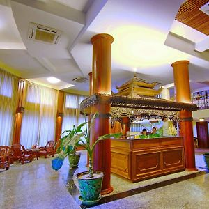 Shwe Ingyinn Hotel Mandalay